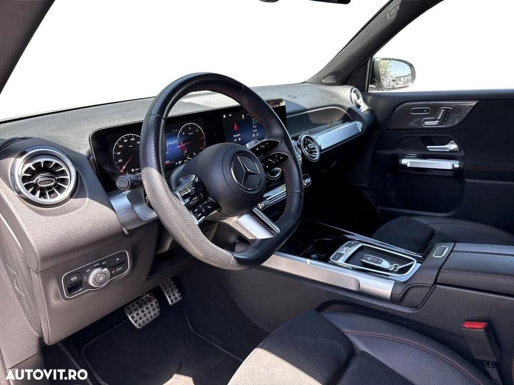 MERCEDES-BENZ GLB 2024 — imagine 9