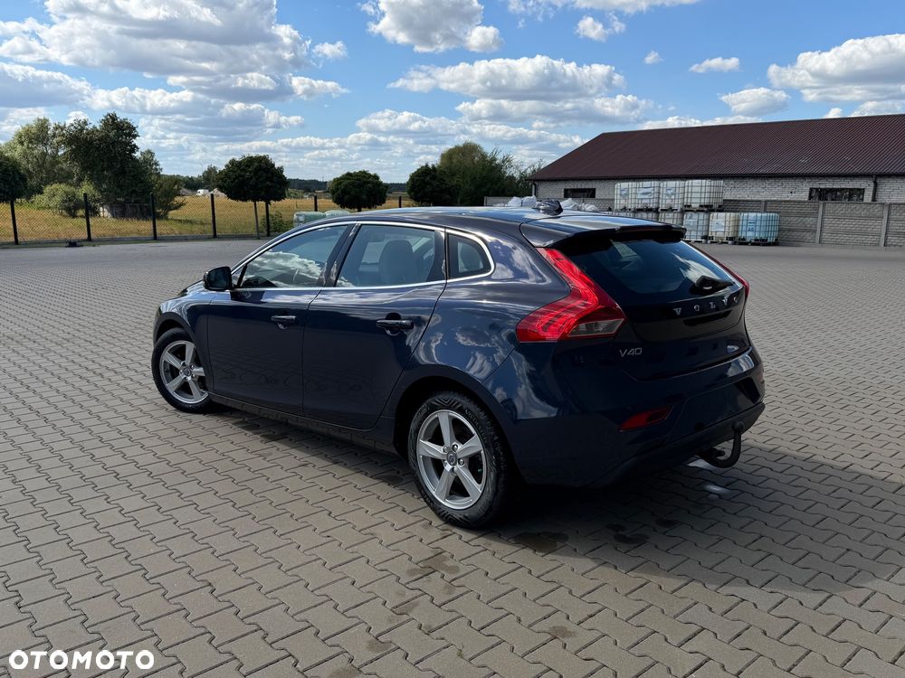 Volvo V40 D2 - 3