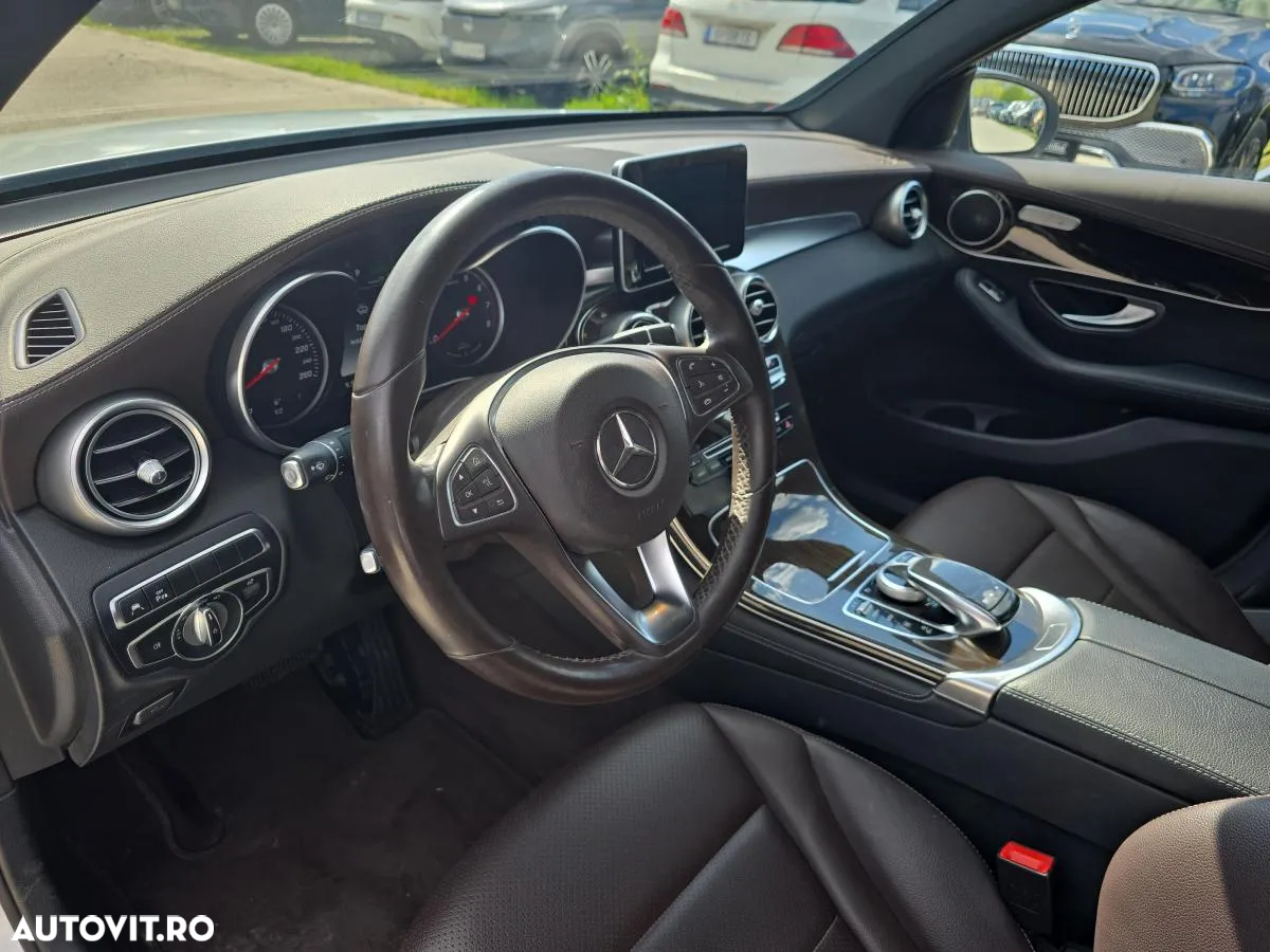 Mercedes-Benz GLC Coupe 350 e 4MATIC - 9