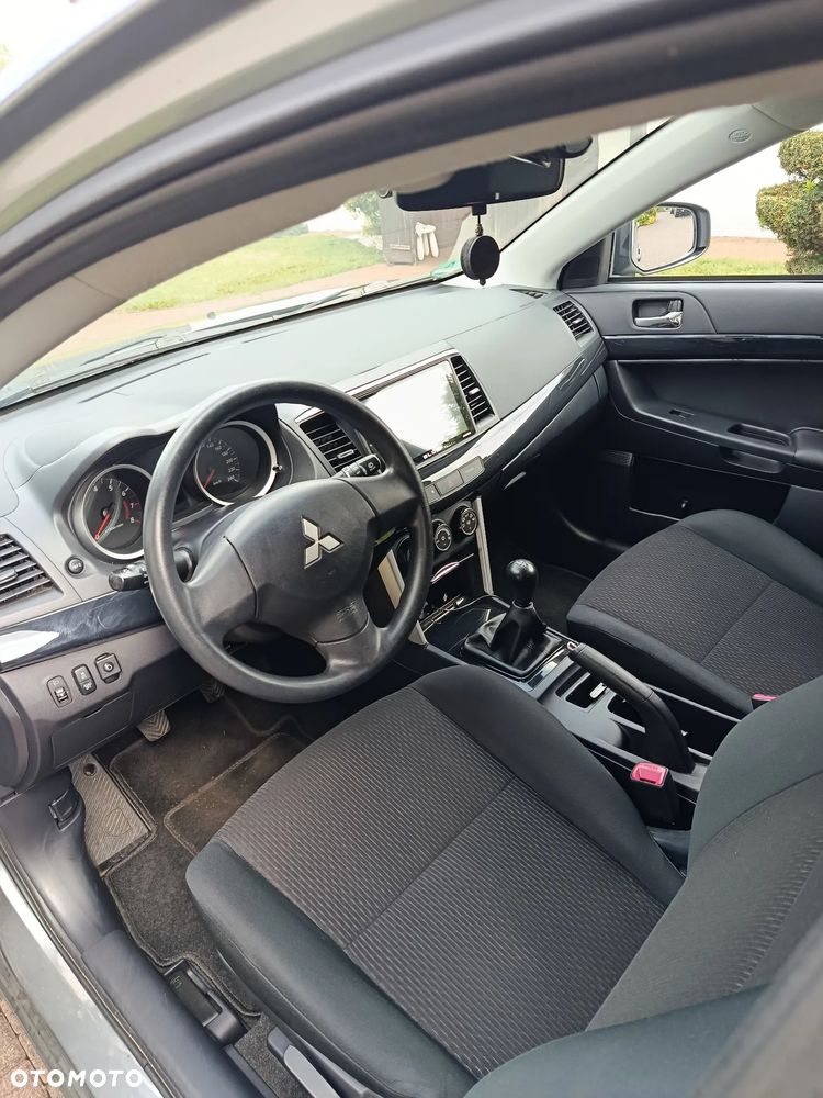 Mitsubishi Lancer Sportback 1.6 ClearTec - 4