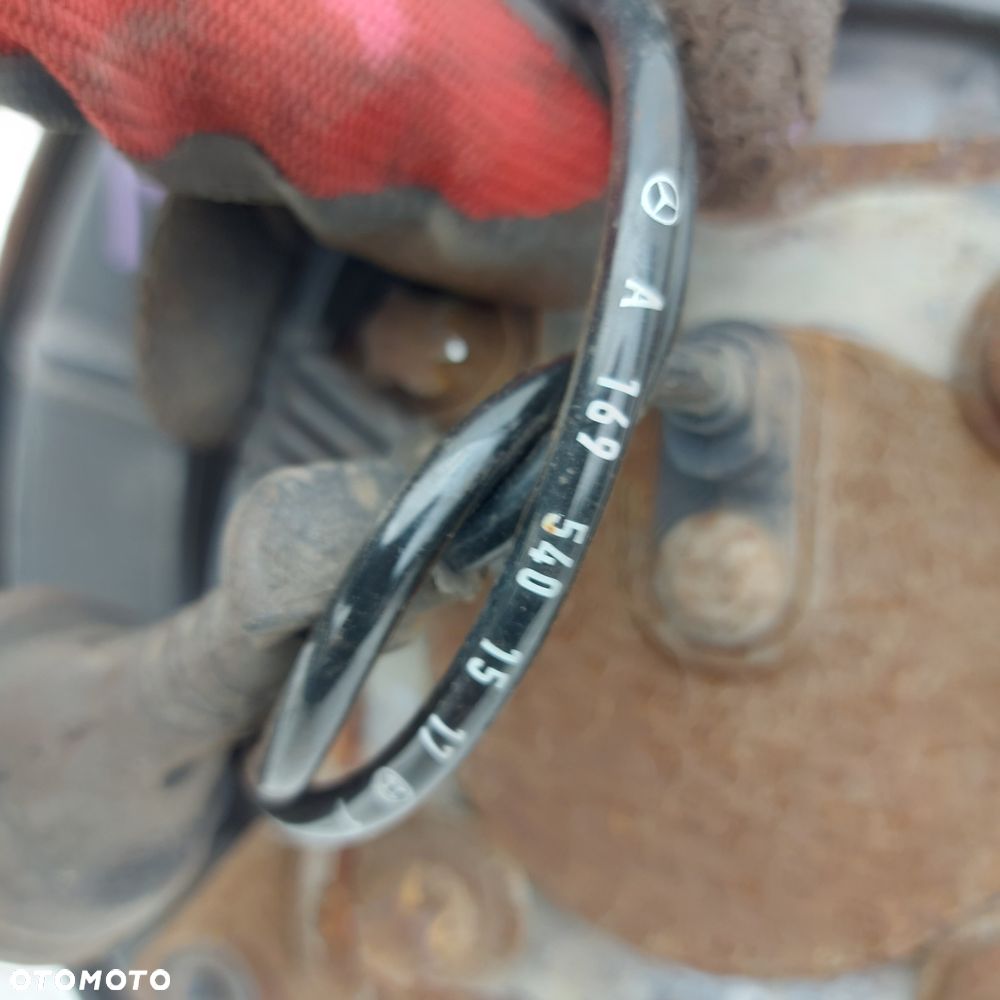 ZWROTNICA TYL TYLNA PRAWA PIASTA CZUJNIK ABS MERCEDES A W169 ORYGINAL DEMONTAZ 1695401517 - 2