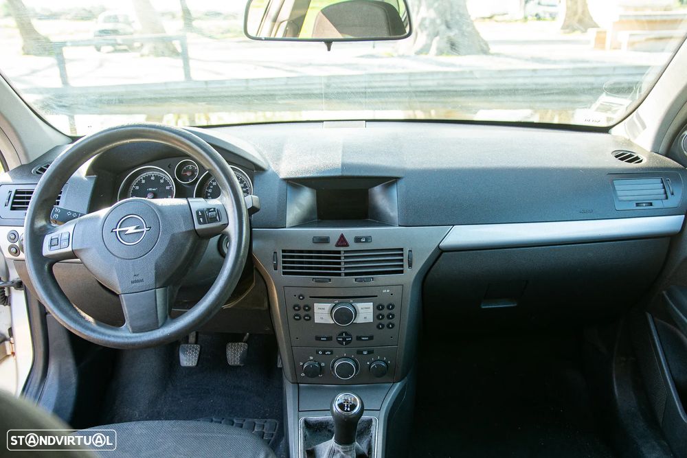 Opel Astra 1.4 Enjoy - 9
