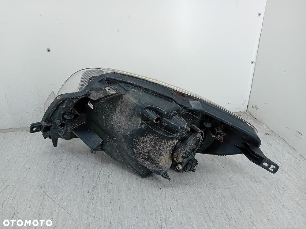 LAMPA PRZÓD PRAWA NISSAN NOTE I - 6