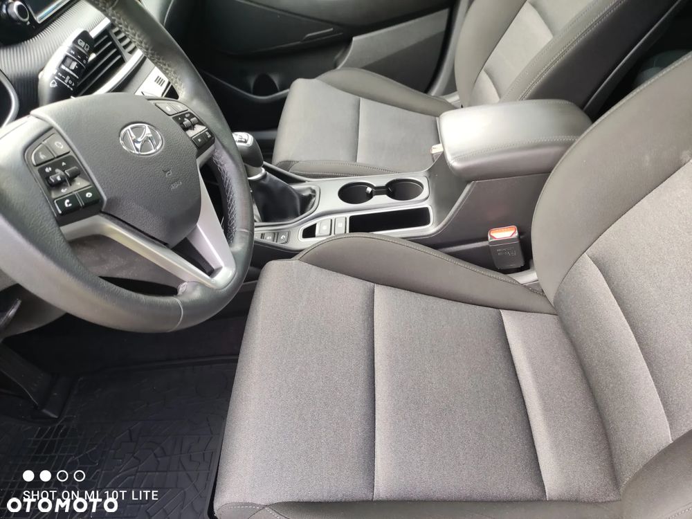 Hyundai Tucson 1.6 GDI BlueDrive Comfort 2WD - 6