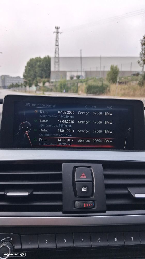 BMW 320 d Auto Line Luxury - 45