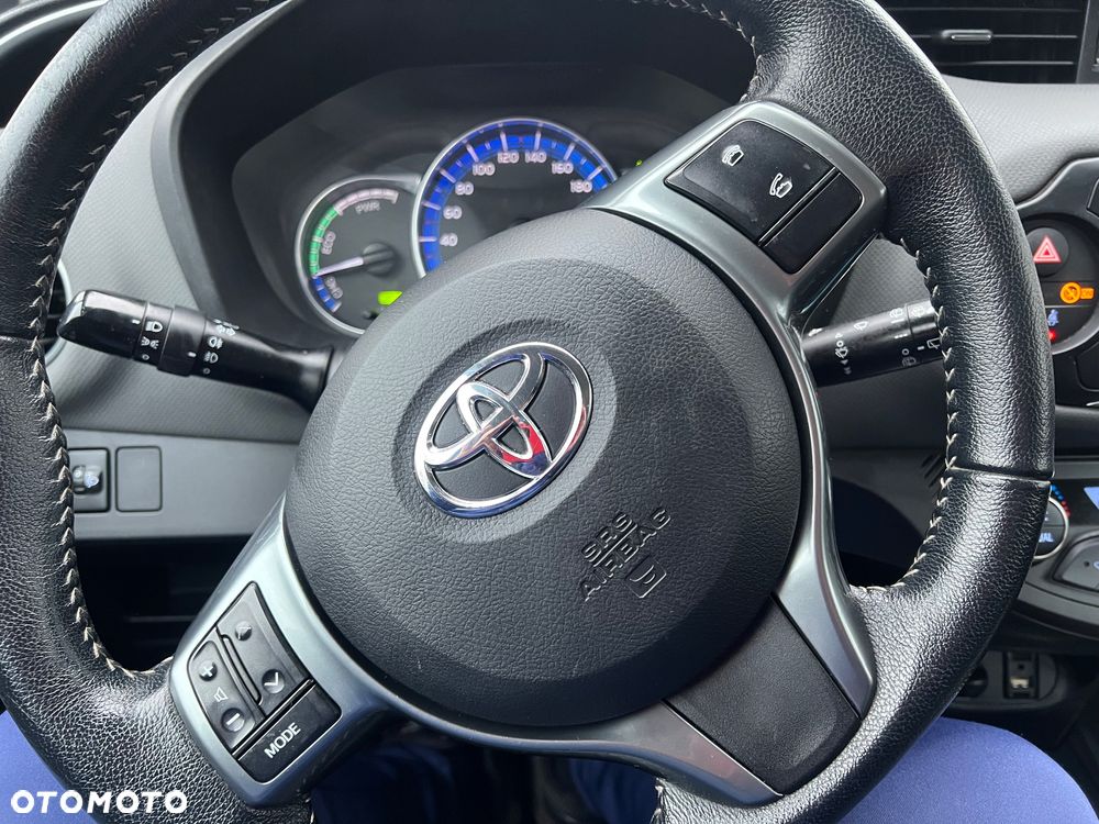 Toyota Yaris ver-1-2-turbo-team-deutschland - 19