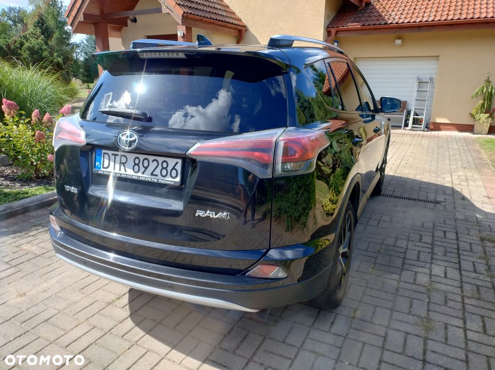 Toyota RAV4 2.0 D-4D Prestige 4x2 - 2