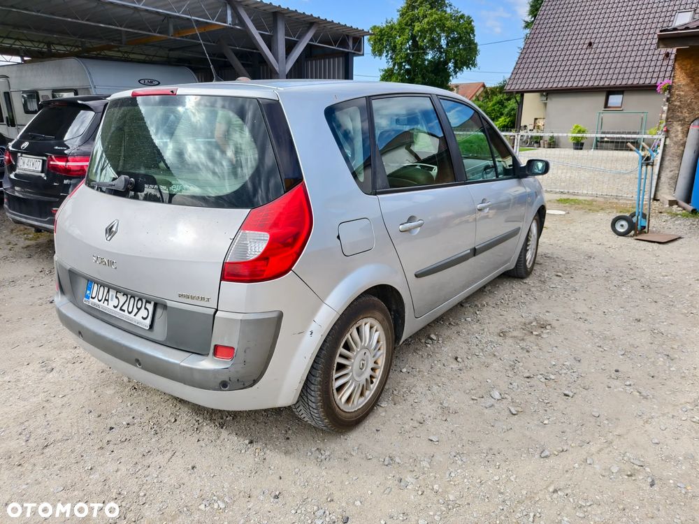 Renault Scenic 1.9 dCi Privilege - 3