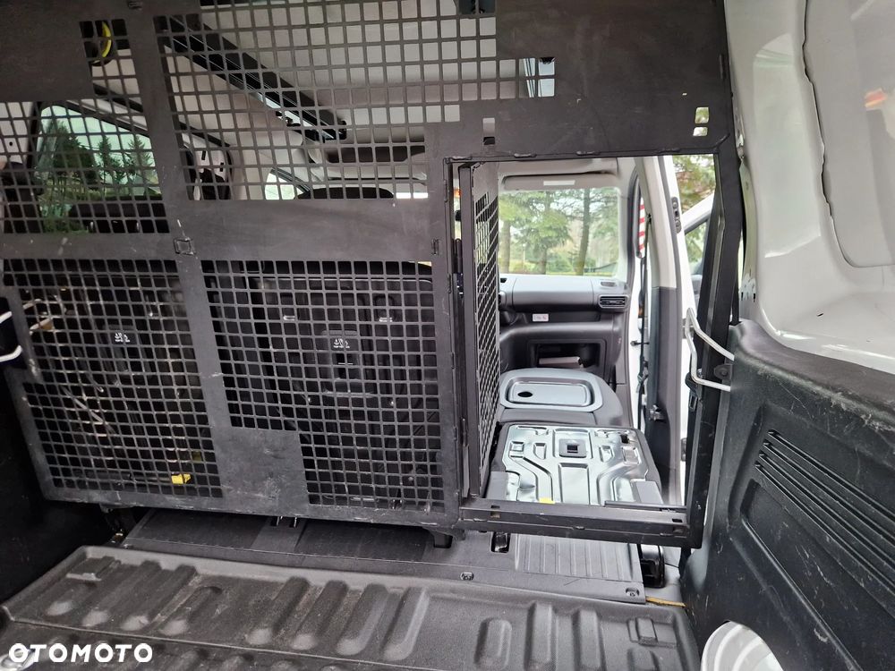 Opel Combo Maxi Brygadówka 5 Osób - 18