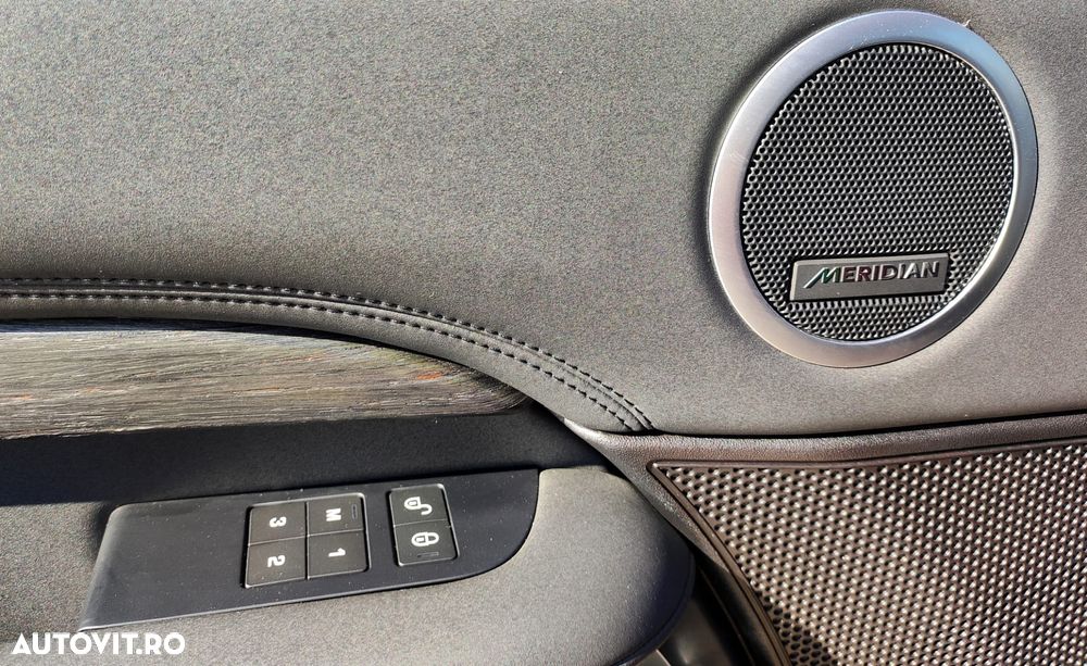 Land Rover Discovery 2.0 L SD4 HSE Luxury - 19