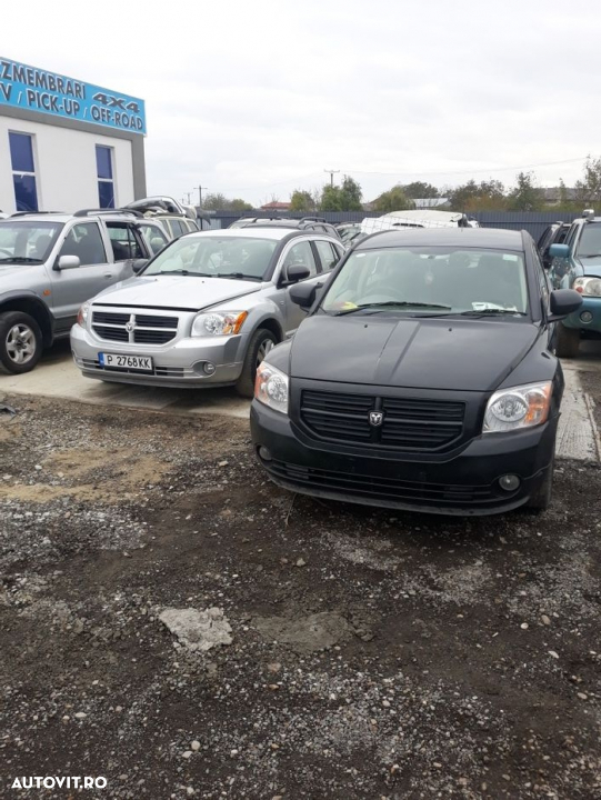 Dezmembrez Dodge Caliber 2.0d/1,8b - 2