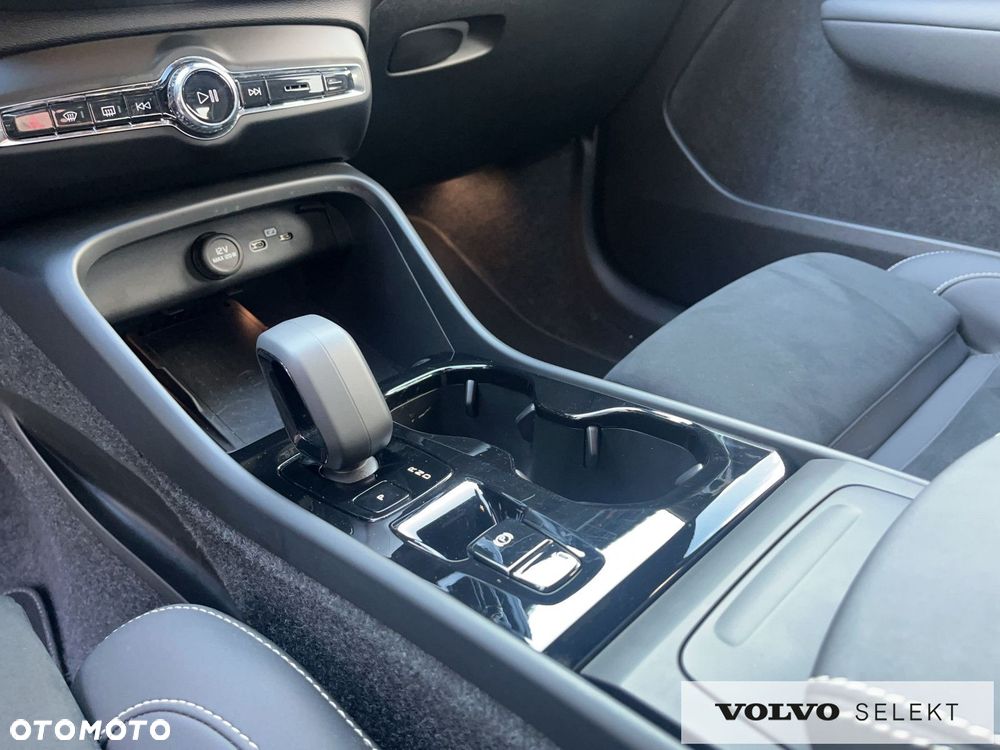 Volvo XC 40 - 16