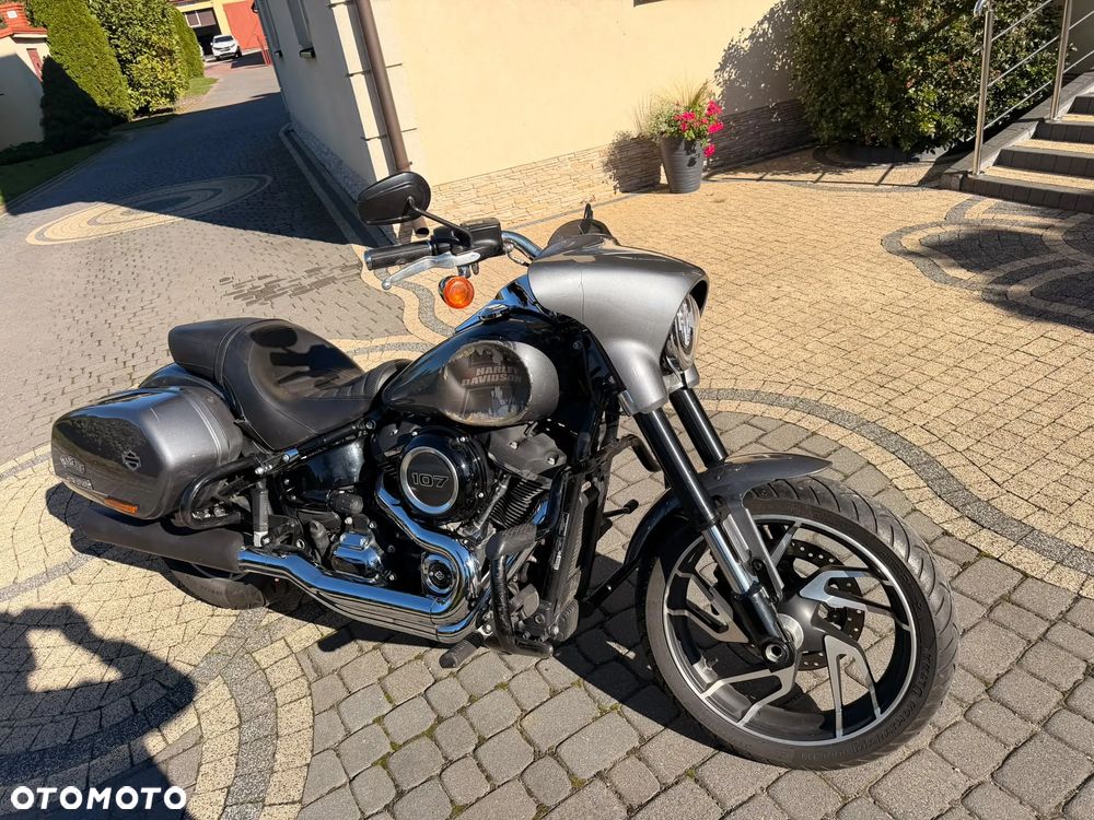 Harley-Davidson Softail Sport Glide - 18