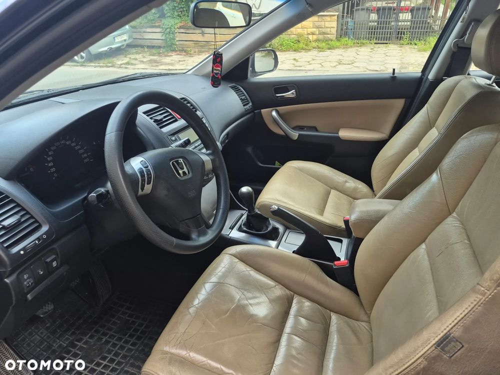 Honda Accord - 12