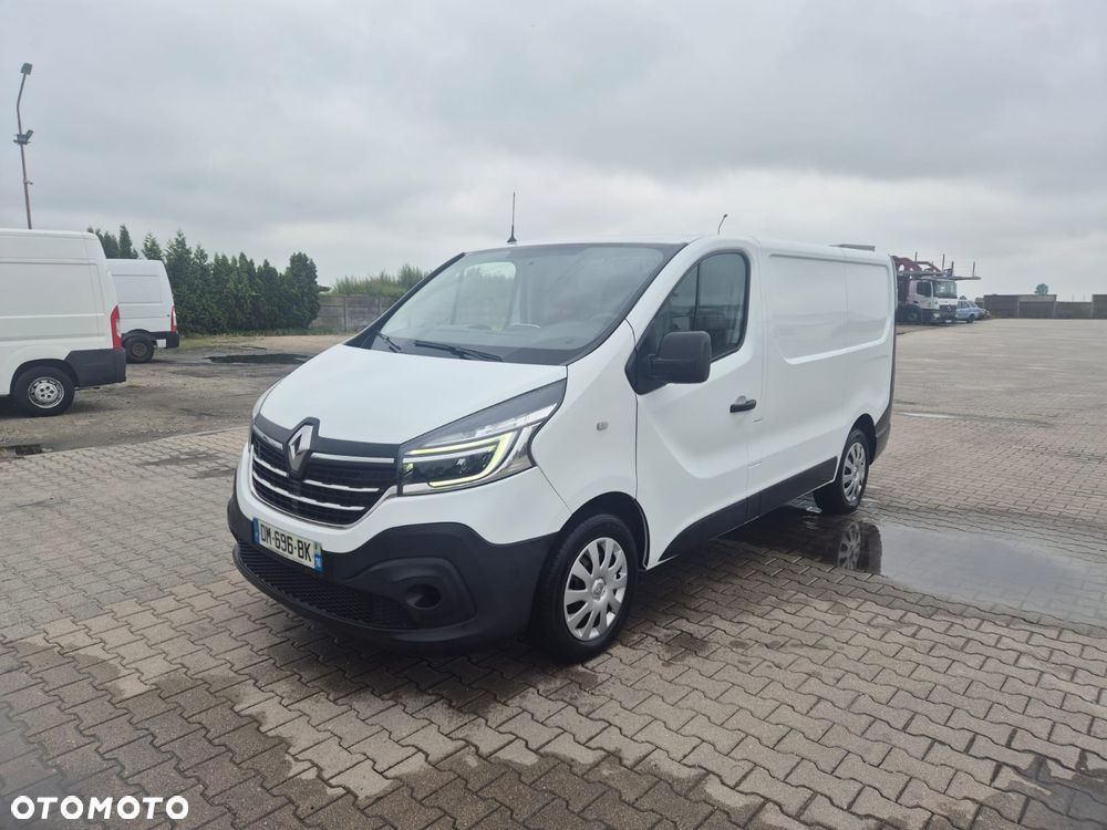 Renault Trafic - 2