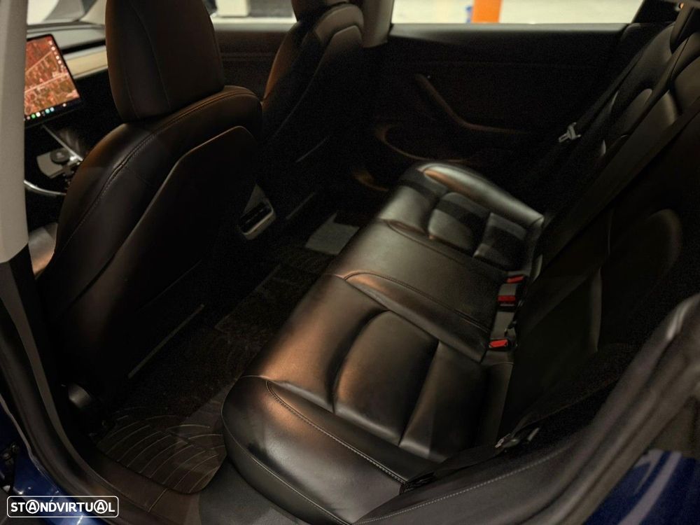 Tesla Model 3 Long-Range Dual Motor AWD - 9