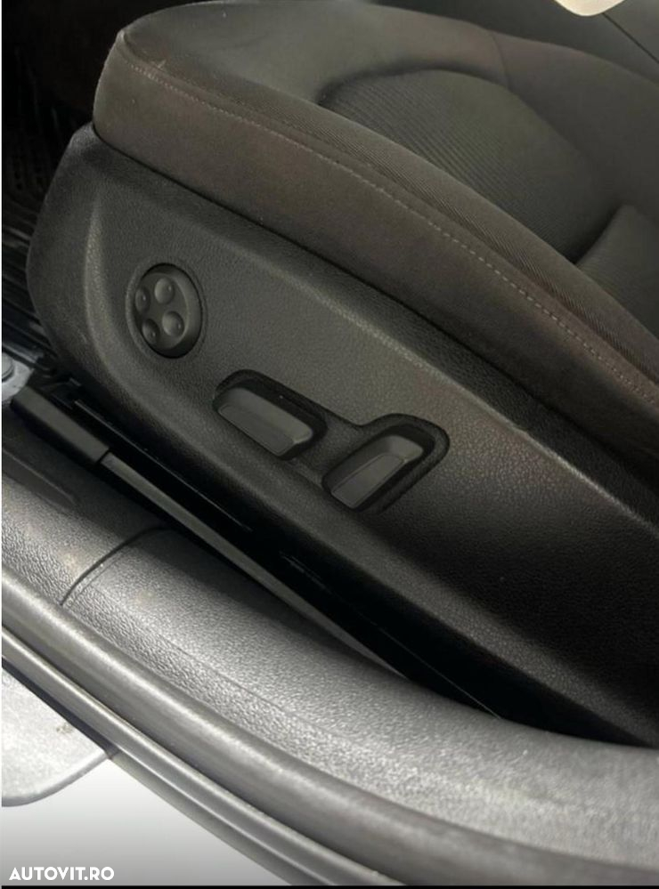 Audi A4 2.0 TDI Multitronic Avant - 10