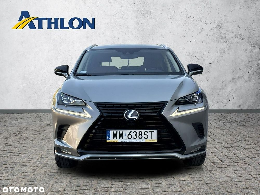Lexus NX 300h F Impression AWD - 8