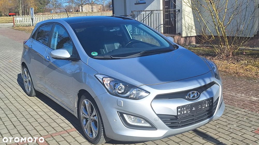 Hyundai i30 blue 1.6 CRDi Premium - 4