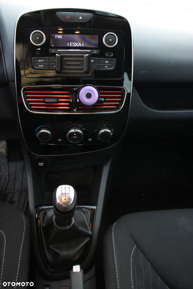 Renault Clio 0.9 TCe Limited - 26