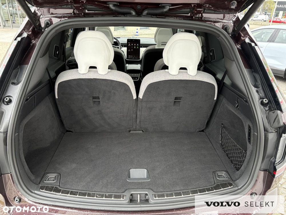 Volvo EX90 - 26