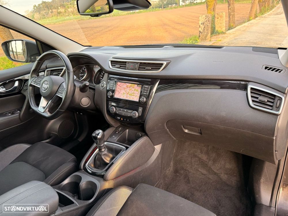 Nissan Qashqai 1.3 DIG-T N-Connecta - 9