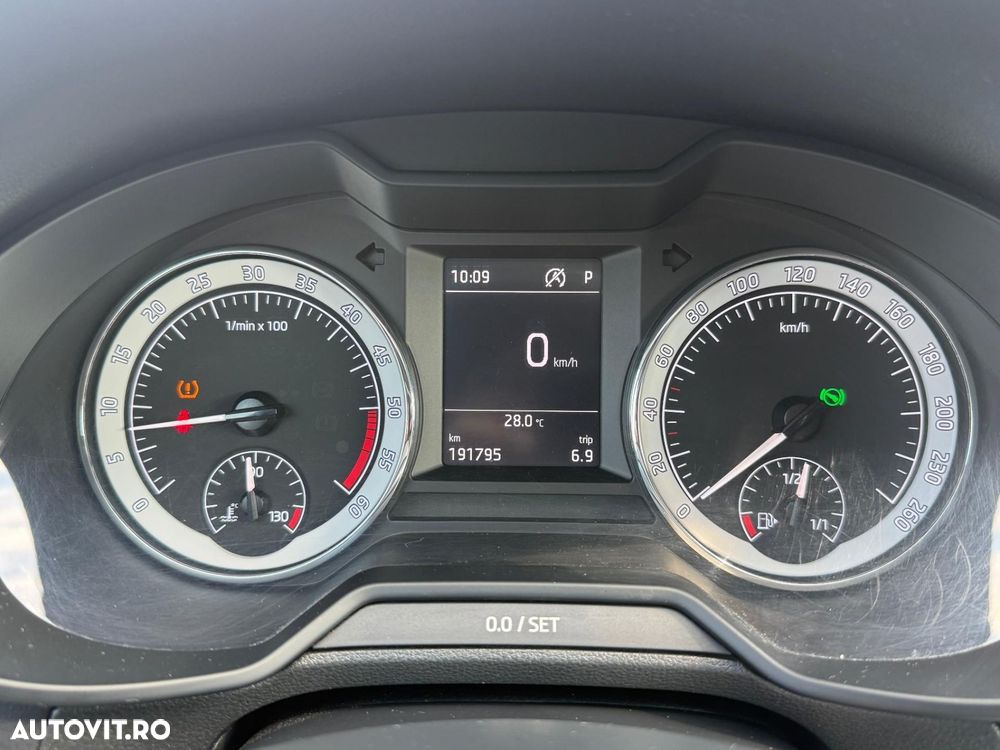 Skoda Octavia - 8