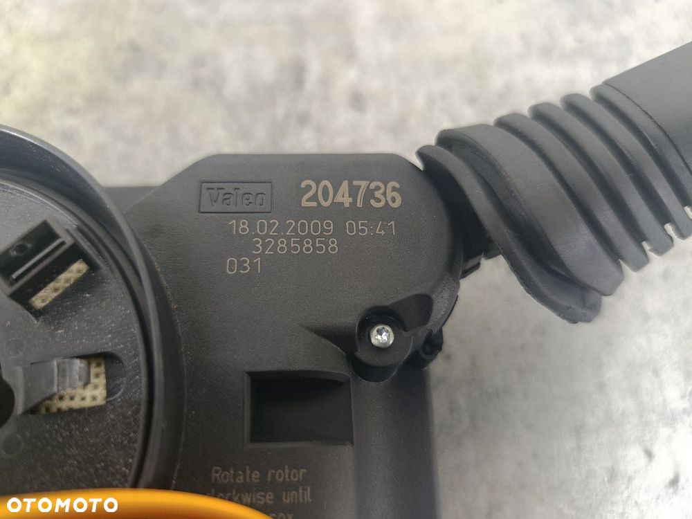 PRZEŁĄCZNIK ZESPOLONY OPEL ZAFIRA B 13306114AC 204736  VALEO - 7