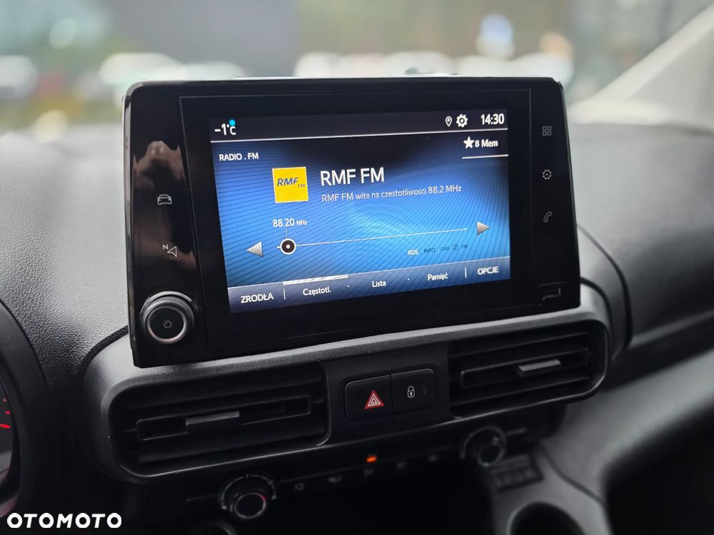 Toyota Proace City 2.0t 1.5 D-4d 100KM  3 OSOBOWA Furgon Blaszak BEZWYPADKOWA z Polskiego Salonu I Pierwszy i Jedyny Właściciel I Pełna Faktura Vat 23% - 19