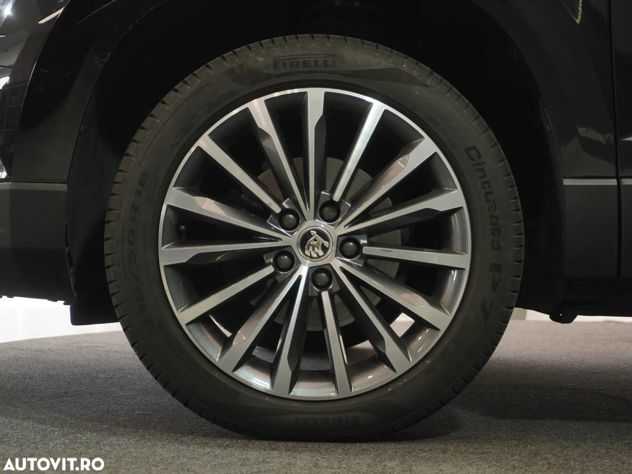 Skoda Karoq 1.6 TDI SCR DSG Style - 12