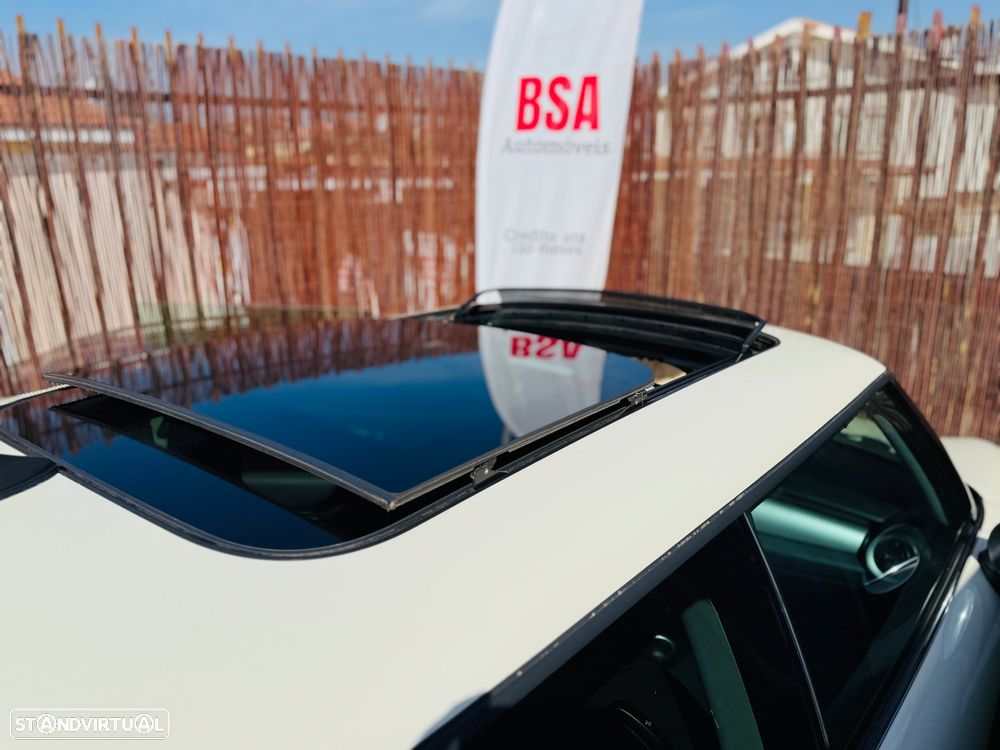 MINI 3 Portas One - 17