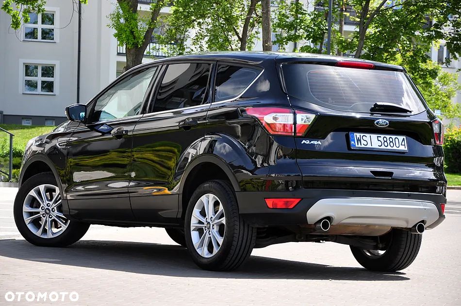 Ford Kuga - 12