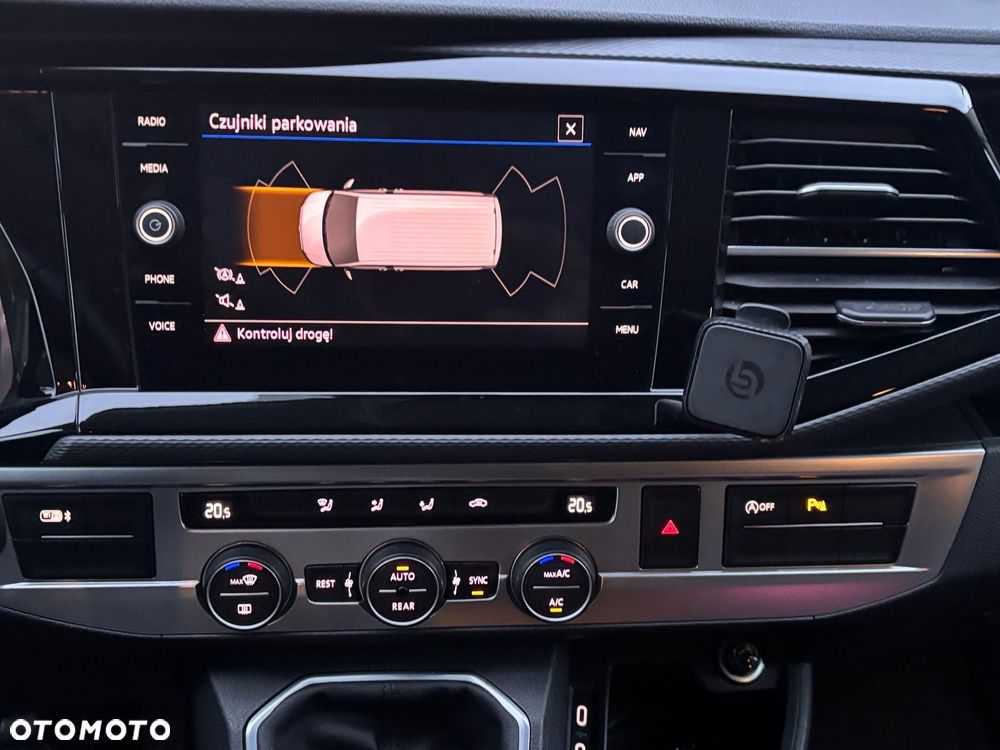 Volkswagen California - 13