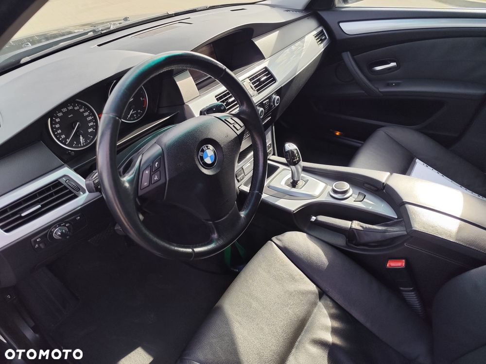 BMW Seria 5 530d Sport-Aut Edition Lifestyle - 8