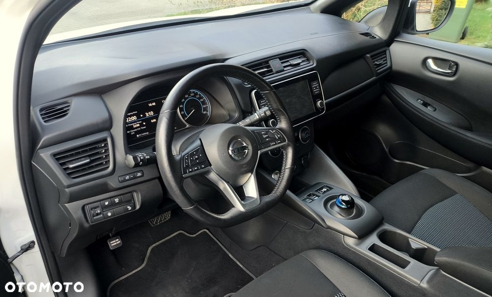 Nissan Leaf 40 kWh Acenta - 6