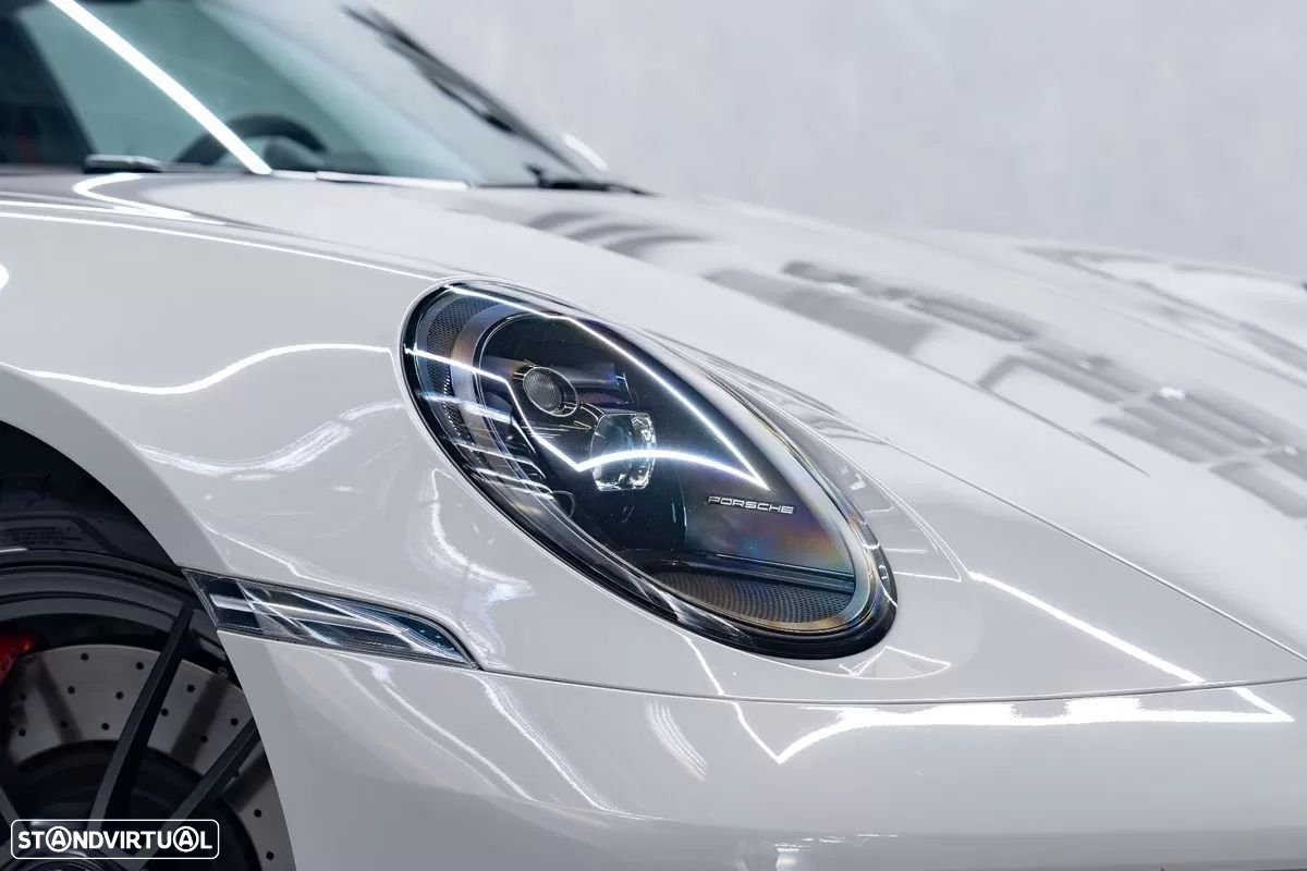 Porsche 911 (992) Carrera 4 GTS PDK - 5