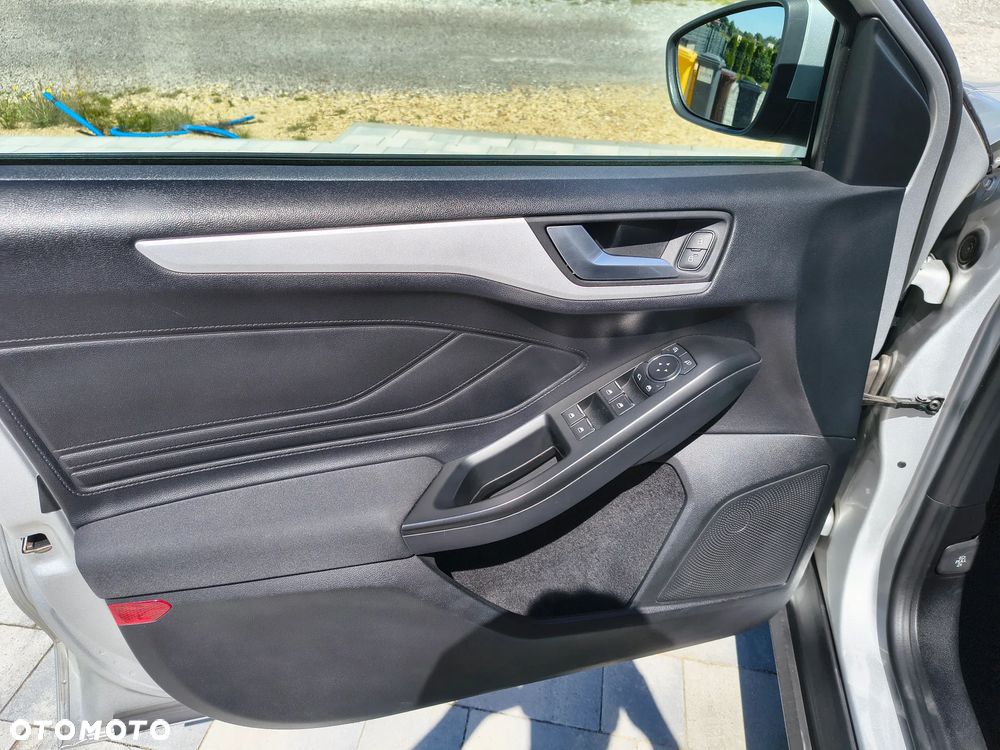 Ford Focus 1.0 EcoBoost Trend Edition Business - 5