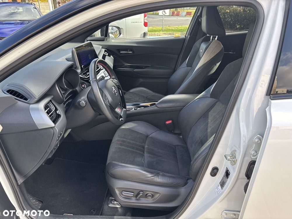 Toyota C-HR 2023