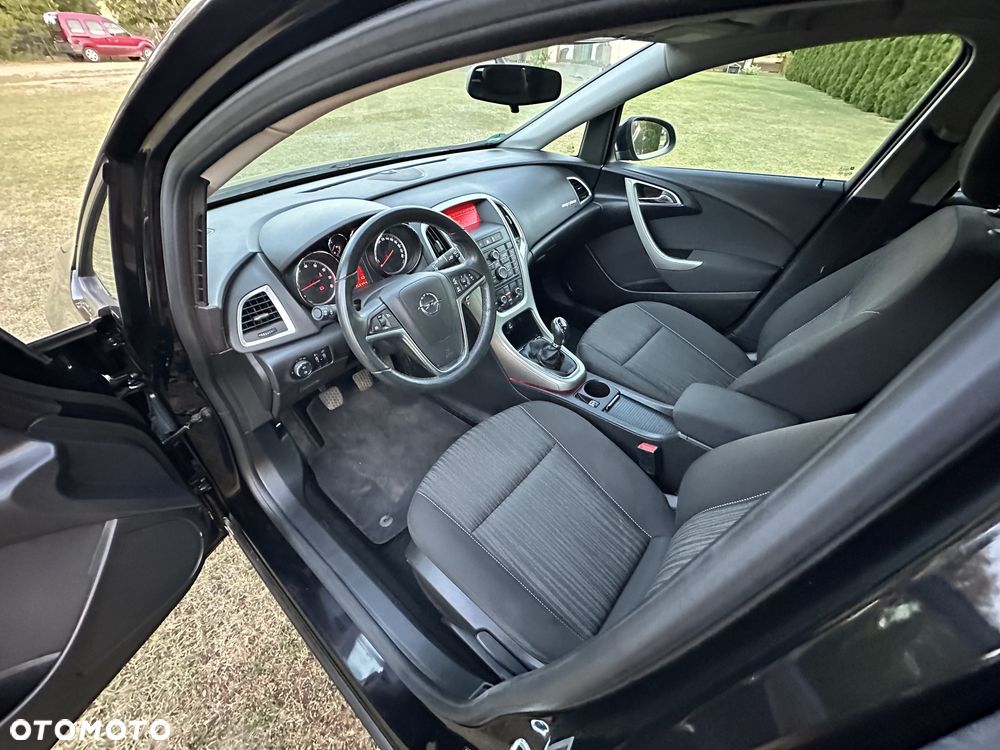 Opel Astra - 11