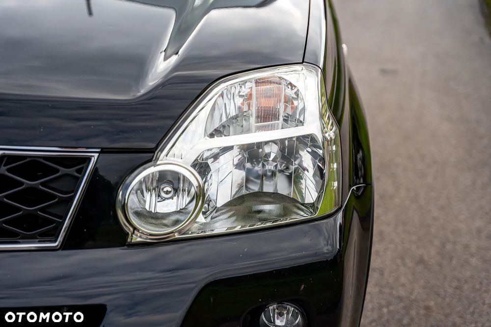 Nissan X-Trail 2.0 dCi 4x4 DPF Platinum - 22