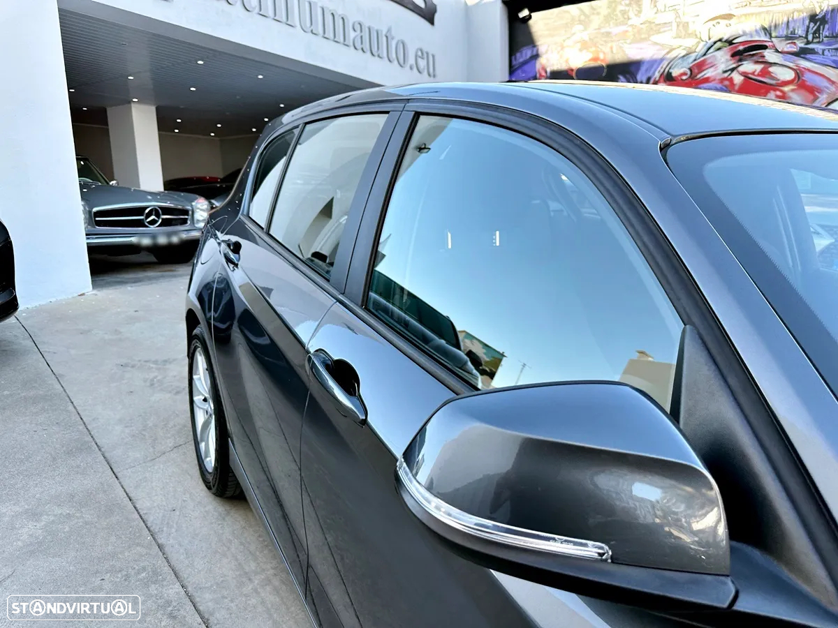 BMW 116 d Auto - 41