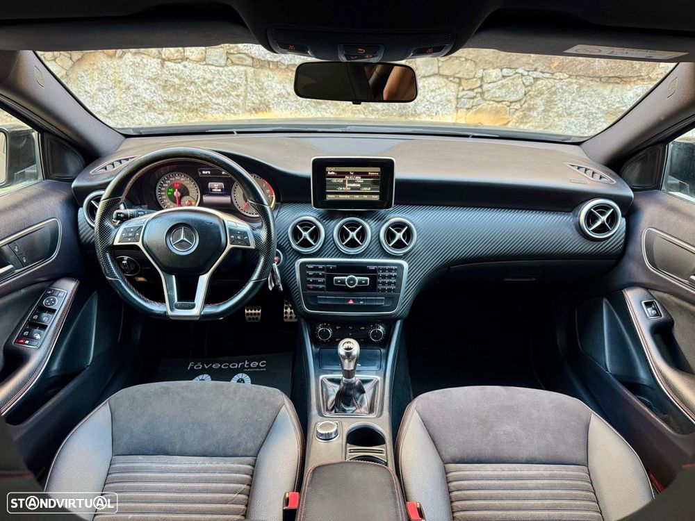 Mercedes-Benz A 180 d AMG Line - 36