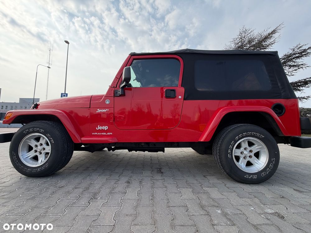 Jeep Wrangler - 16