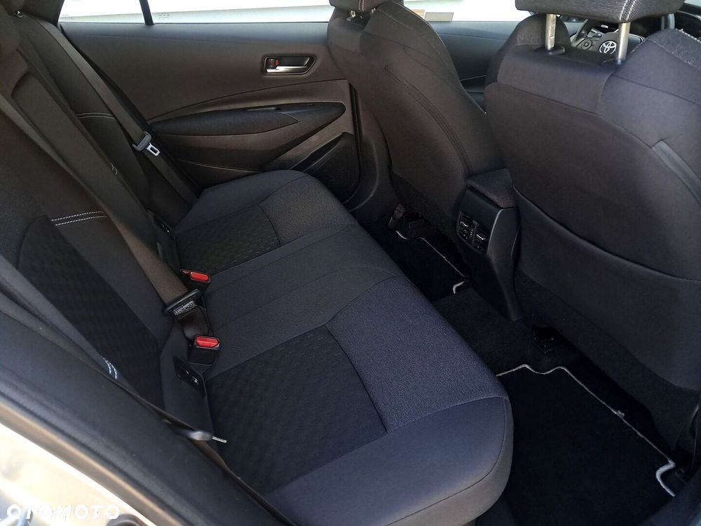 Toyota Corolla 1.8 Hybrid Comfort - 10