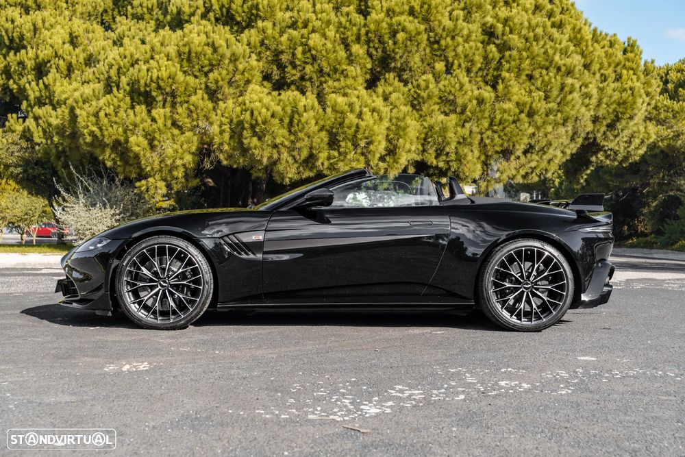 Aston Martin Vantage Roadster V8 F1 Edition - 4