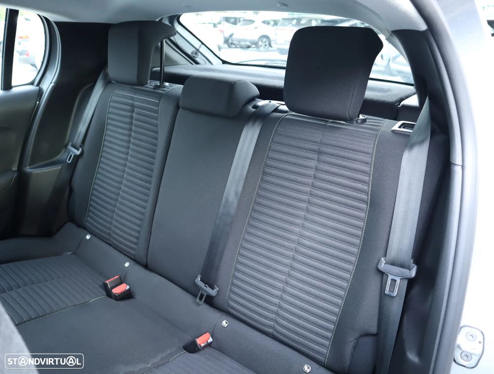 Peugeot 208 1.2 PureTech Active - 23