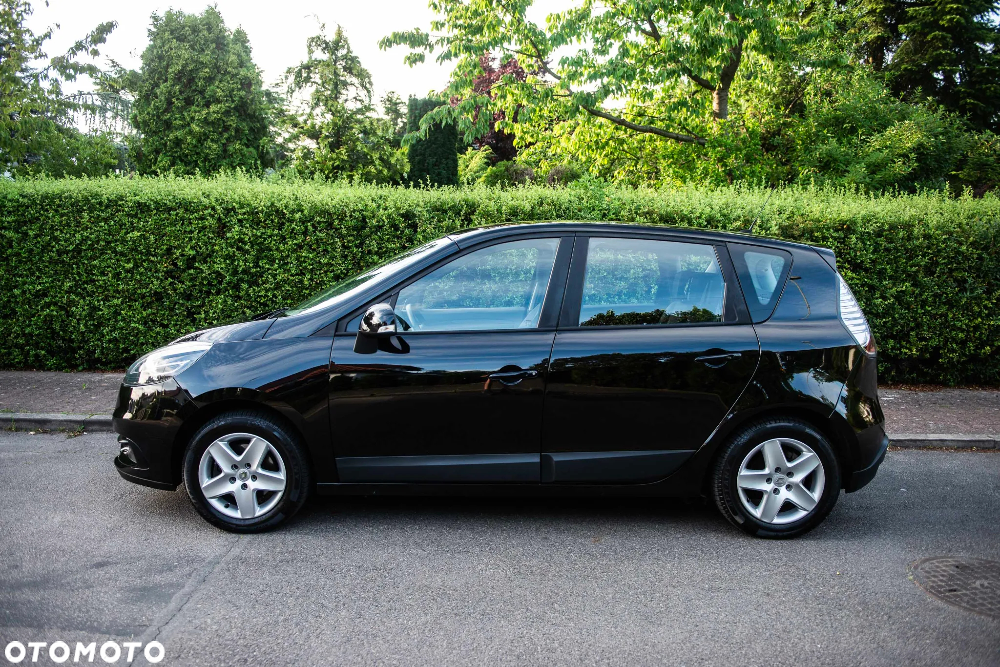 Renault Scenic 1.6 16V 110 Dynamique - 4