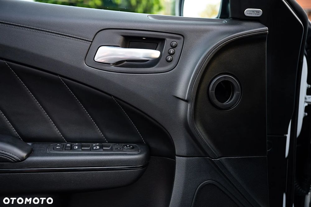 Dodge Charger 5.7 R/T Daytona - 16