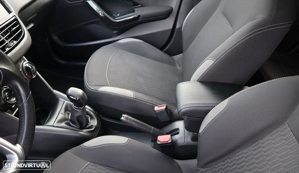 Peugeot 208 1.6 BlueHDi Active - 17