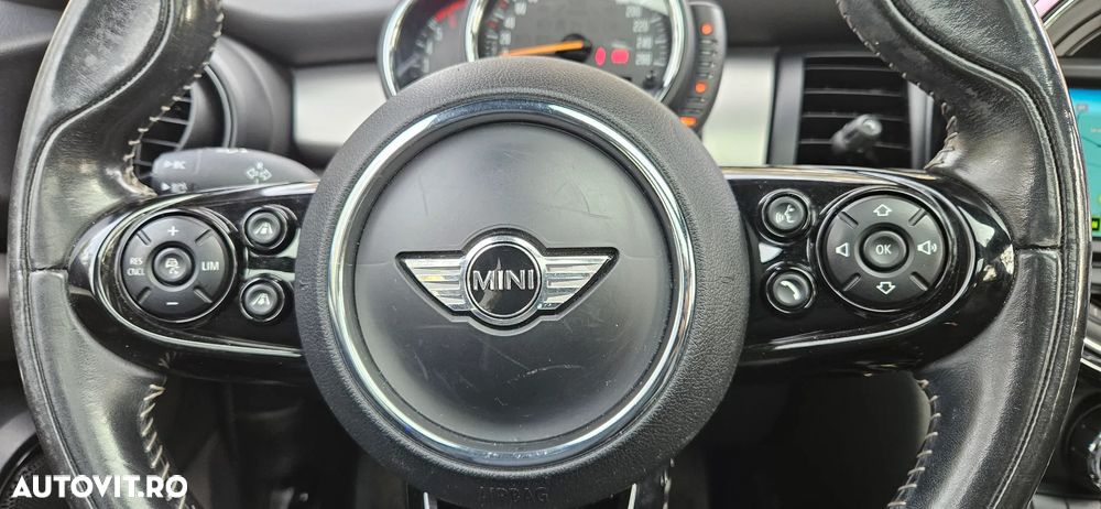 Mini Cooper SE - 9